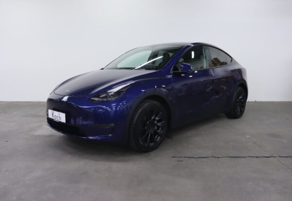 Tesla Model Y  Long Range AWD